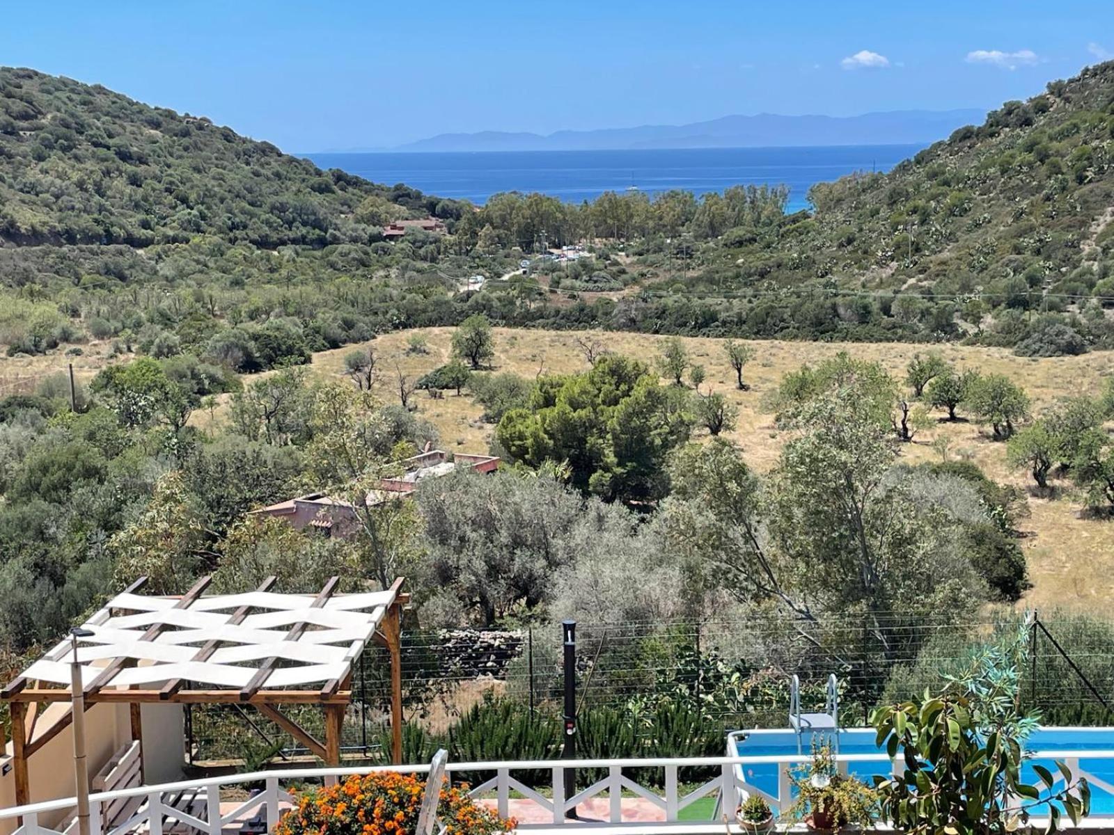 Villa Peppo Marongiu Exterior photo